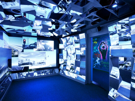 The Mirror Room at Avicii Experience
